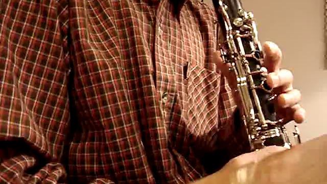 Oh Canada on Bb clarinet смотреть онлайн