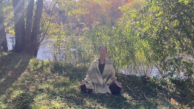 Gayatri Mantra #health #yoga #yogini #sound #vibration #sadhguru #chanting #india смотреть онлайн