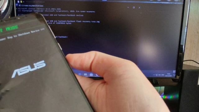 УСТАНОВИЛ ANDROID 11 | ASUS ZENFONE MAX PRO M1 смотреть онлайн