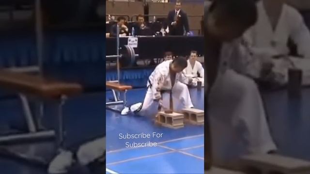 Legendary Korean Grandmaster Demonstrations Brick Breaking #Brick #break #grandmaster #fyp #best смотреть онлайн