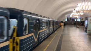 Метропоезд 81-717/714.5 «Номерной» станция метро Чёрная речка