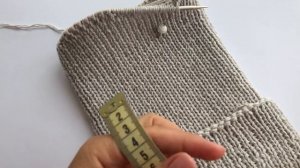 Шапочка спицами резинкой 1х1