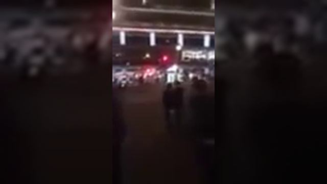 Берлин. Наезд на толпу людей смотреть онлайн