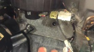 Как поменять радиатор печки не отрезая трубок на автомобиле Hyundai Elantra XD