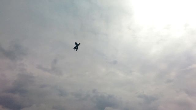 Brilliant Hawker Hunter blue note at RAF Waddington Airshow 2014 смотреть онлайн