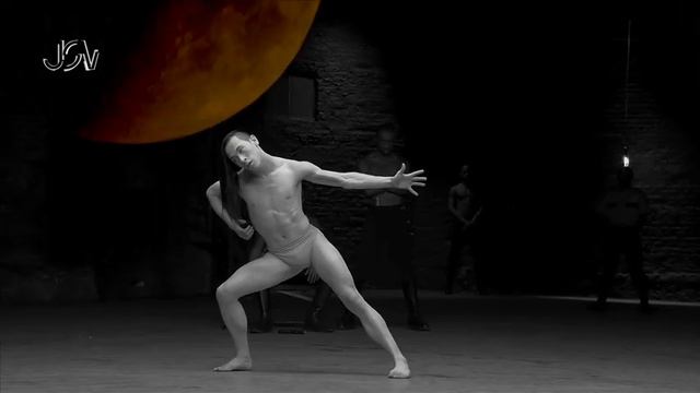 Madonna Falling Free (William Orbit Mix Edit By Julio Skov) смотреть онлайн