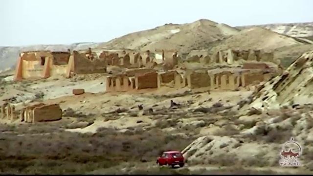 Заброшенный рыбацкий поселок Урга (Узбекистан). Озеро Судочье. Плато Устюрт. смотреть онлайн