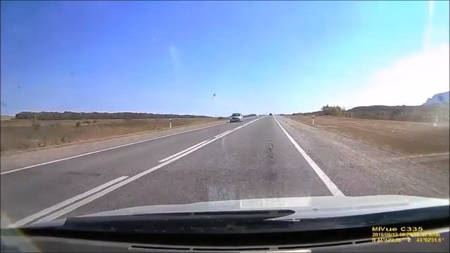 МИНВОДЫ-КИСЛОВОДСК. НИВА ВЫШЛА В ЛОБ ДЛЯ ОБГОНА смотреть онлайн