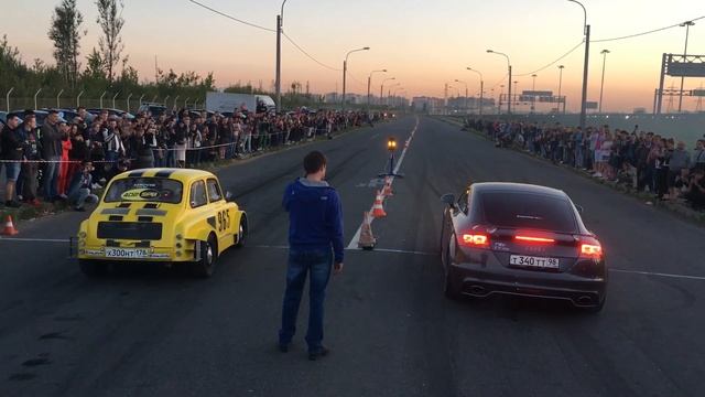 Запорожец наказал Audi TT RS смотреть онлайн