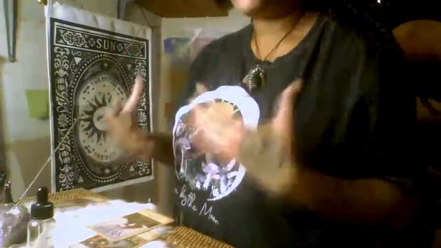 TAROT READINGS REDO смотреть онлайн