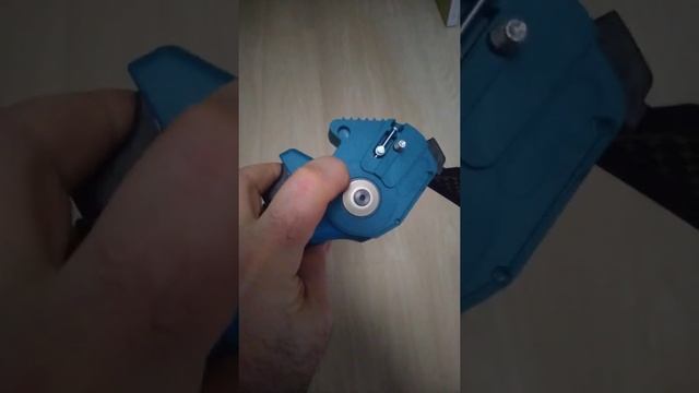 цепная аккумуляторная пила не работает смотреть онлайн