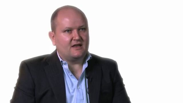 New Language Leader Intermediate: Meet the Expert Interview смотреть онлайн