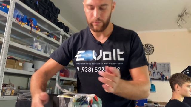 Обзор на аккумулятор 60W 20Ah. Под полный привод. Вскрытие АКБ Skyboard смотреть онлайн