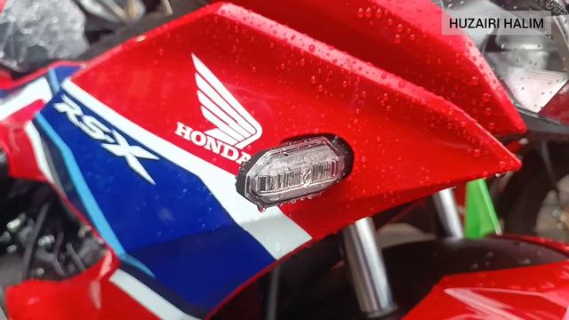 HONDA RS-X TRICO EDITION ! CLOSE-UP & WALK-AROUND | WET REVIEW 💦 | RS150 V3 | WINNER-X MALAYSIA смотреть онлайн