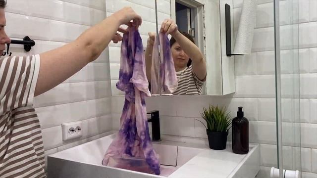 5 СПОСОБОВ ОКРАШИВАНИЯ В ТАЙ-ДАЙ | TIE-DYE | ЛЕДЯНАЯ | ПОГРУЖНАЯ | СКРУТКА | ЖЕОДА смотреть онлайн