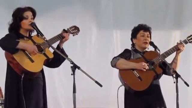 "Собирались наскоро". Сл. и муз. братьев Мищуков смотреть онлайн