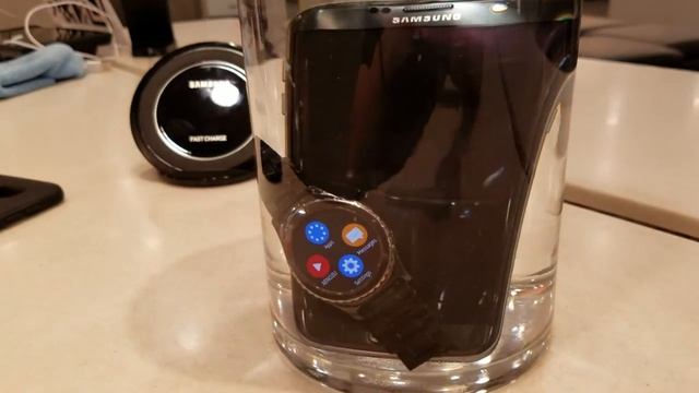 Submerged S7 Edge & Gear S2 Classic receiving phone call w/ Level U Pro. смотреть онлайн