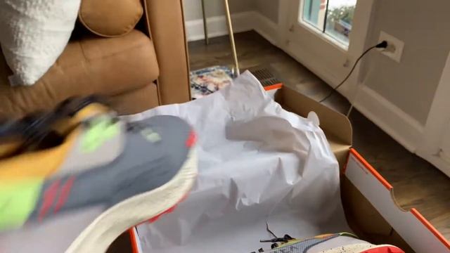 Unboxing Pegasus Trail 2 GTX Smoke Grey/Bucktan/College Grey/Black смотреть онлайн