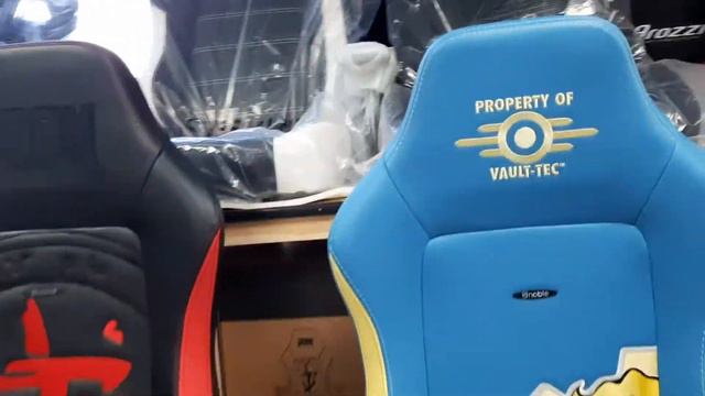 Noblechairs HERO (NBL-HRO-PU-BLA) PU Leather / black смотреть онлайн