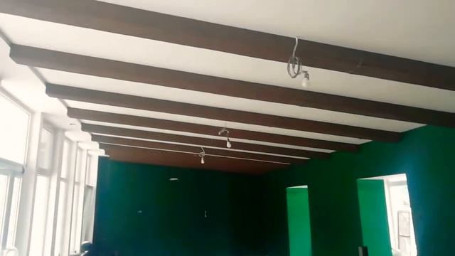 Монтаж полиуретановых фальш балок на потолок смотреть онлайн