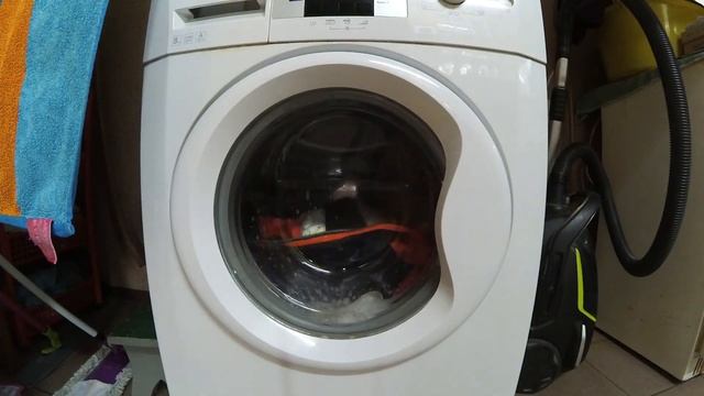 Pralka Beko - Pranie ubrań roboczych - Bawełna i syntetyki 60°C [Cały cykl] смотреть онлайн