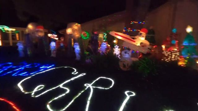 60 - #США Рождественская Америка. Украшены улицы в нашем королевстве! Новый год в США. смотреть онлайн