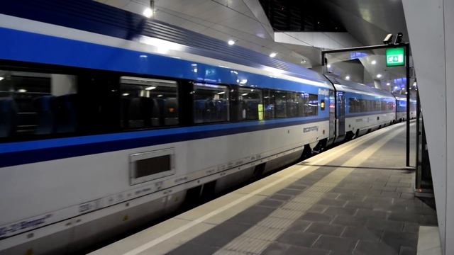 Züge Wien Hbf (20:00 - 24:00), SOMMER 2016 смотреть онлайн