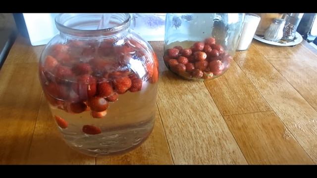 Компот из клубники на зиму смотреть онлайн