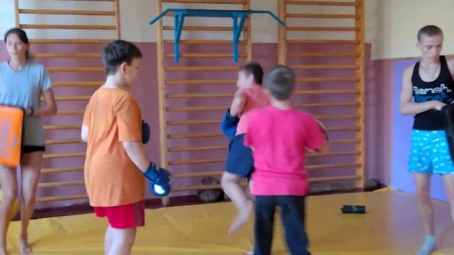 Как ОБХИТРИТЬ любого противника в БОЮ смотреть онлайн