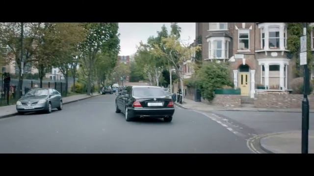 Хочу стать Президентом! (кадры из комедии "Всё могу/Absolutely Anything", 2015) смотреть онлайн