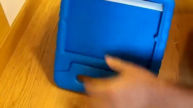EXTRA STRONG IMPACT NEW IPAD 1 2 3 CASE DEMO FOR ADAPTOR SHOP LTD смотреть онлайн