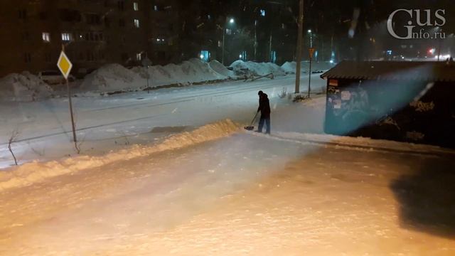 Пример всем предпринимателям Гусь-Хрустального как нужно оперативно реагировать на выпавший снег
