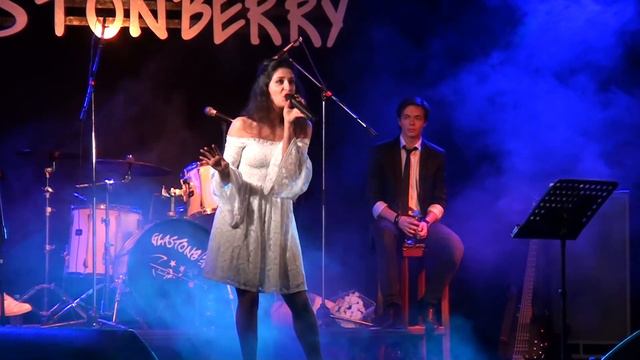 Мерцедес Чампаи "Good 'N' Evil" (мюзикл "Джекилл и Хайд") - Glastonberry 02.11.17 смотреть онлайн