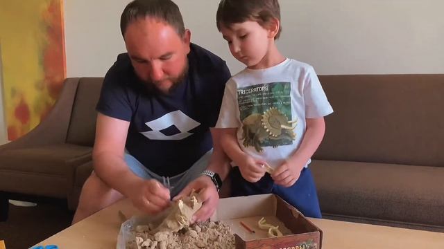 Останки динозавров раскопки игра (2 скелета) смотреть онлайн