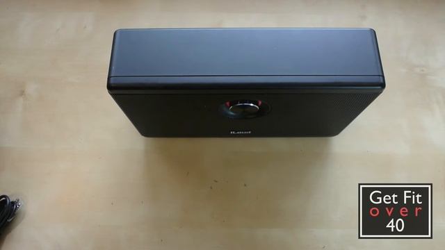 IK Multimedia iLoud Studio Quality Portable Bluetooth Speaker Unboxing смотреть онлайн