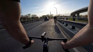 Фиксед Гир, Mайскo Бомбический заезд