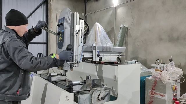 Трехосевой копировальный обрабатывающий центр Mepal Ego смотреть онлайн