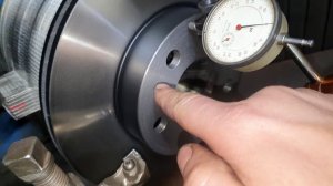 Биение тормозного диска нового.