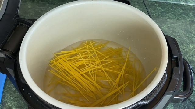 NINJA FOODI and NINJA FOODI GRILL-Chicken Parmesan and Pasta-Using Both at the Same Time! смотреть онлайн