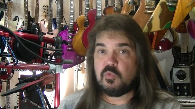 Groovy Music Lessons Hard Drive смотреть онлайн