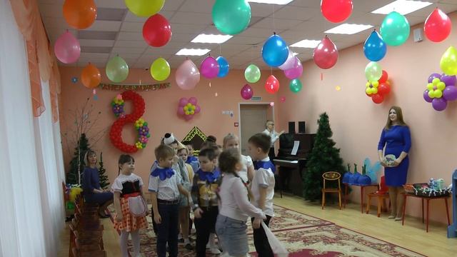 Игра "Горелки+ручеек" смотреть онлайн