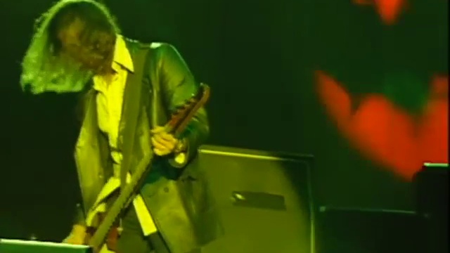 Nirvana - Smells Like Teen Spirit (Live at Reading 1992) смотреть онлайн