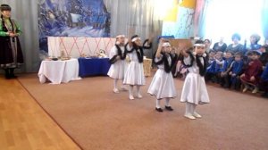 Якутский танец детей/Yakut dance children
