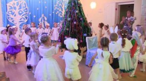 Новогодний утренник в детском саду с Машей и Медведем