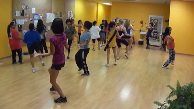 Zumba Fundraising Event for Ritz смотреть онлайн