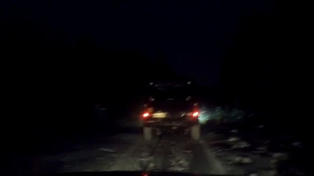Opel Frontera B & Nissan Patrol in the forest смотреть онлайн
