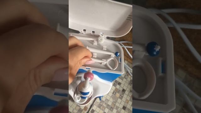 Ирригатор полости рта CS Medica AquaPulsar OS-1 смотреть онлайн