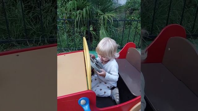 по нервам))) смотреть онлайн