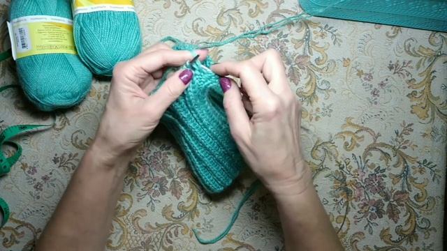 ? Манишка спицами?как связать простую манишку?.