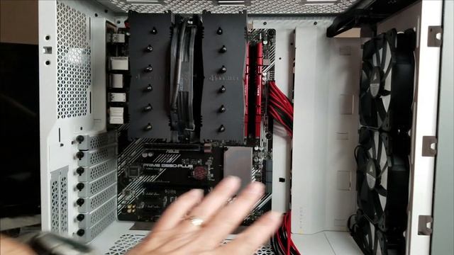 Corsair 4000X RGB Build Guide with Ryzen 9 5900X смотреть онлайн